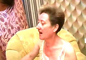 Deep fucking with really freaky close-ups