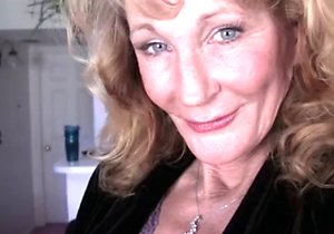 Big-breasted chick loves hardcore banging in HQ